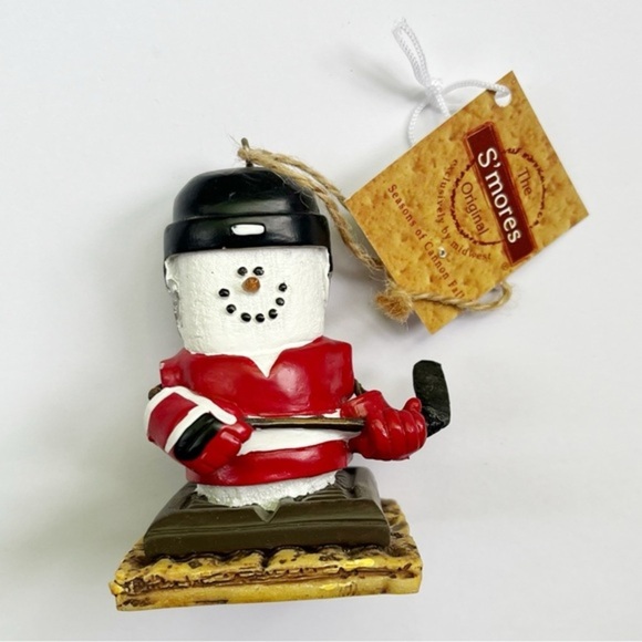 NWT Smores Hockey Player Ornament - Picture 1 of 4